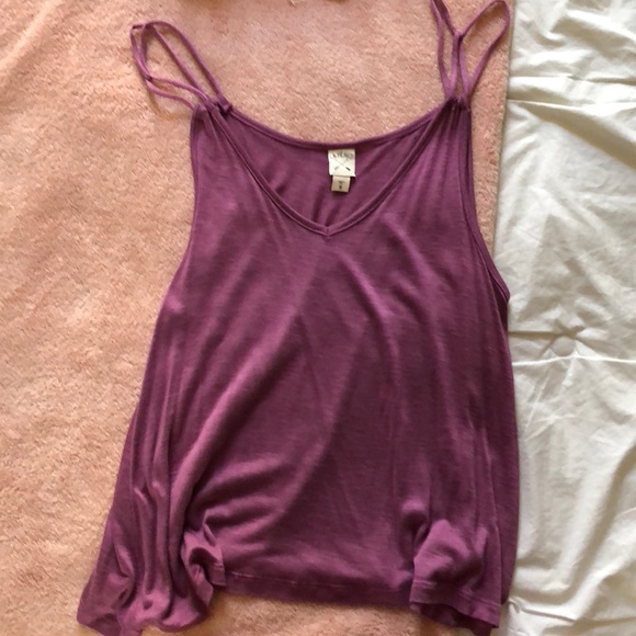 Summer cropped tank - Picture 1 of 1